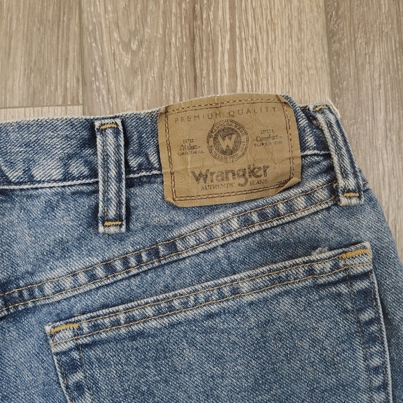 Vintage Wrangler Blue Denim Jean Shorts - Picture 7 of 7